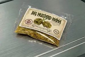 Chili Vault: Big Mustard Mama - 10g Chili Flakes